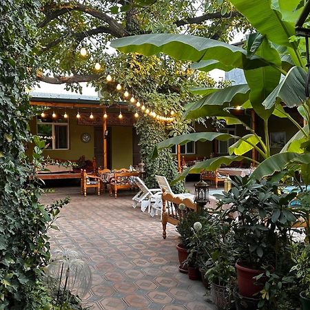Green Yard Boutique Guesthouse タシュケント エクステリア 写真