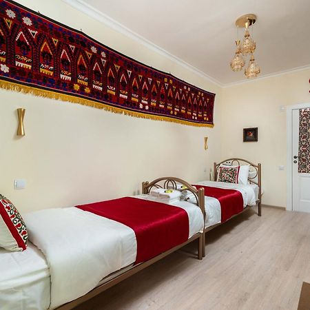 Green Yard Boutique Guesthouse タシュケント エクステリア 写真