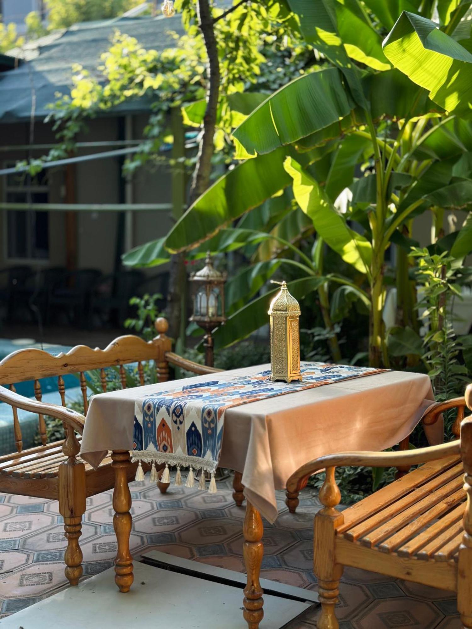 Green Yard Boutique Guesthouse タシュケント エクステリア 写真